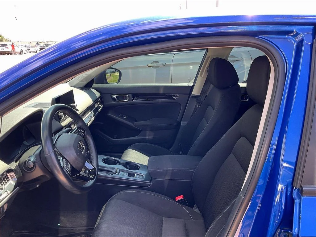 Used 2022 Blue Honda EX image 5