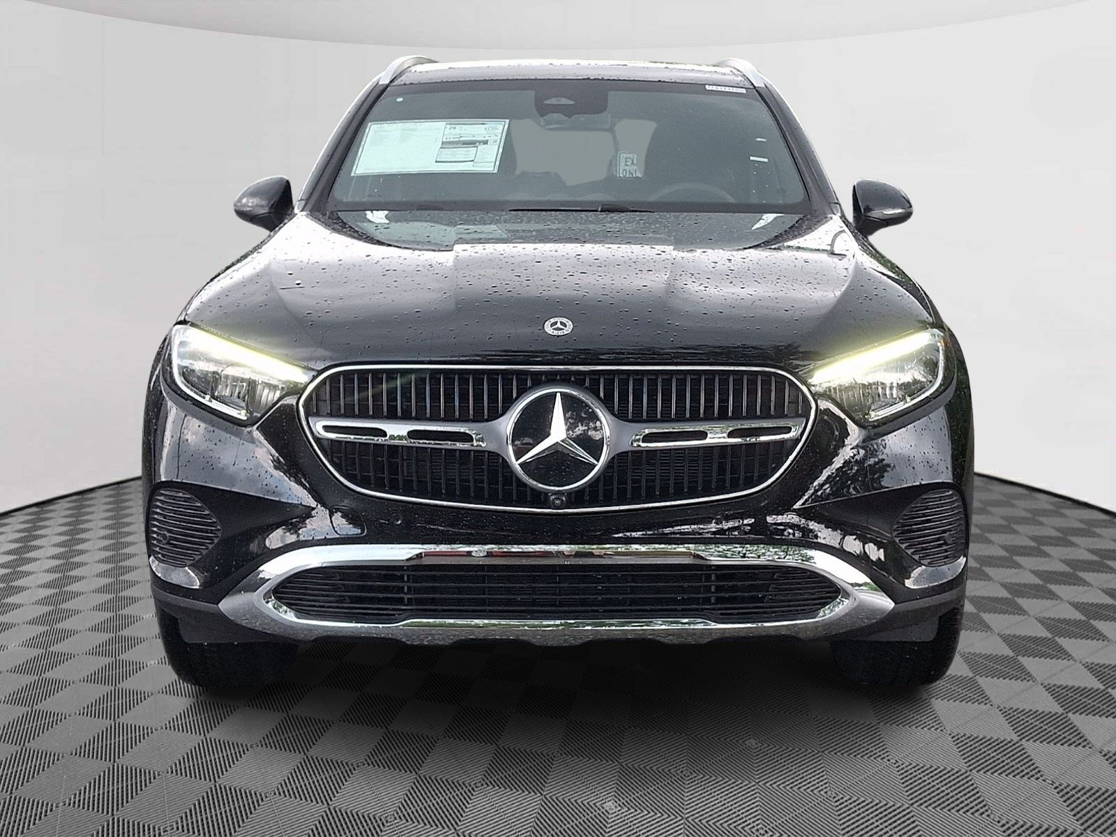New 2026 Black Mercedes-Benz GLC 300 image 2