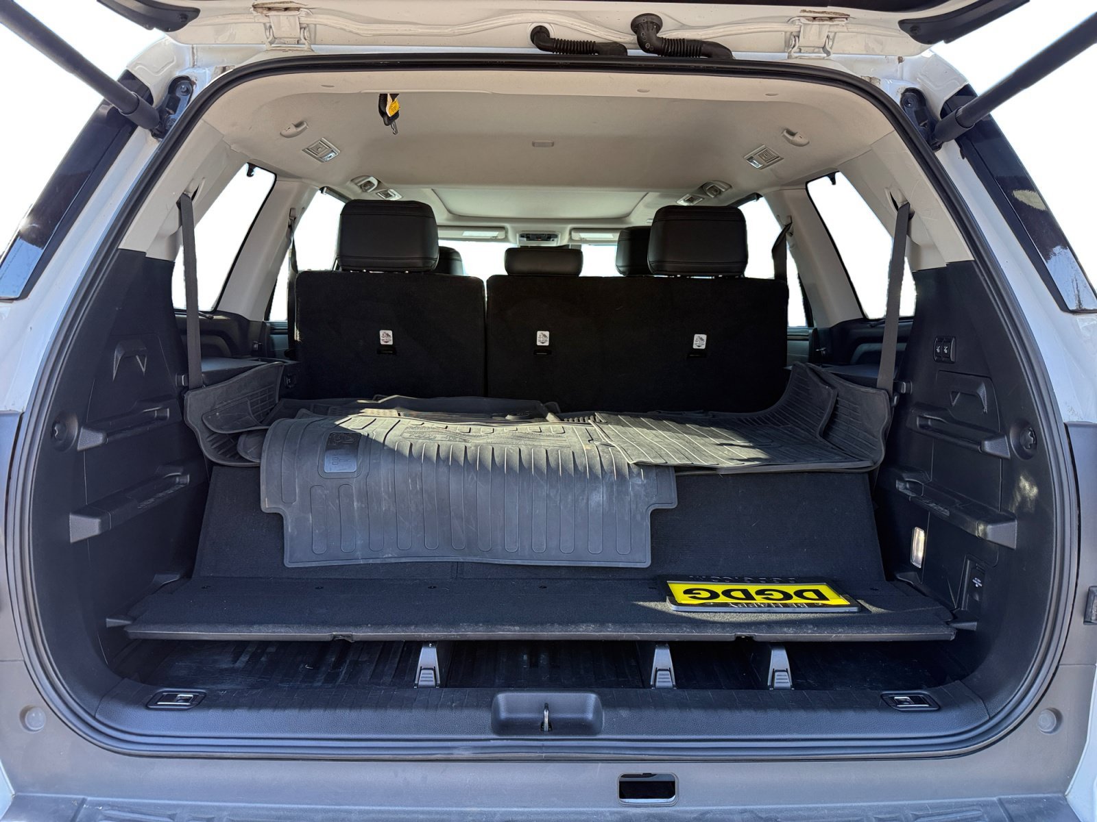 Used 2023 Pearl Toyota Limited image 17