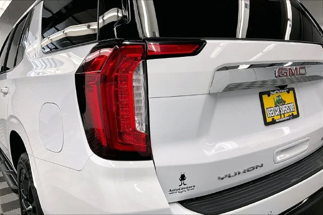 Used 2022 Summit White GMC SLE image 33