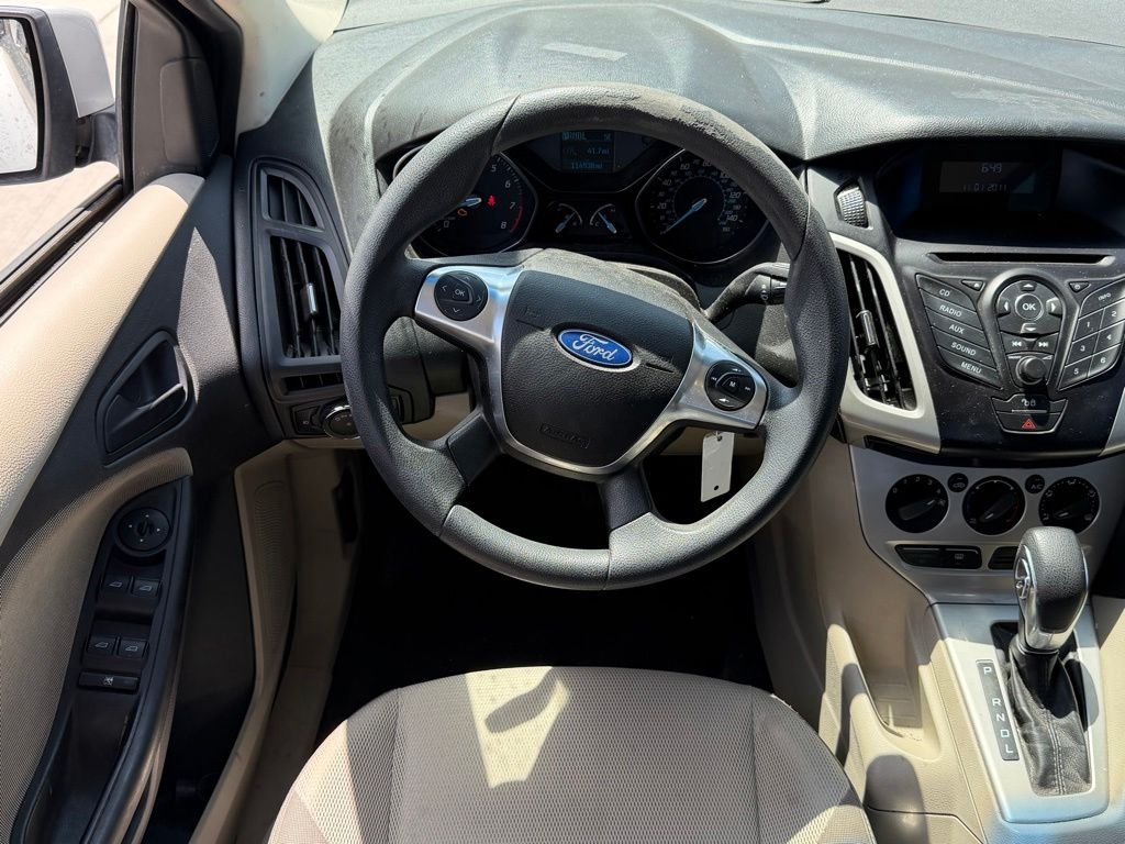 New 2012 Silver Ford SE image 9