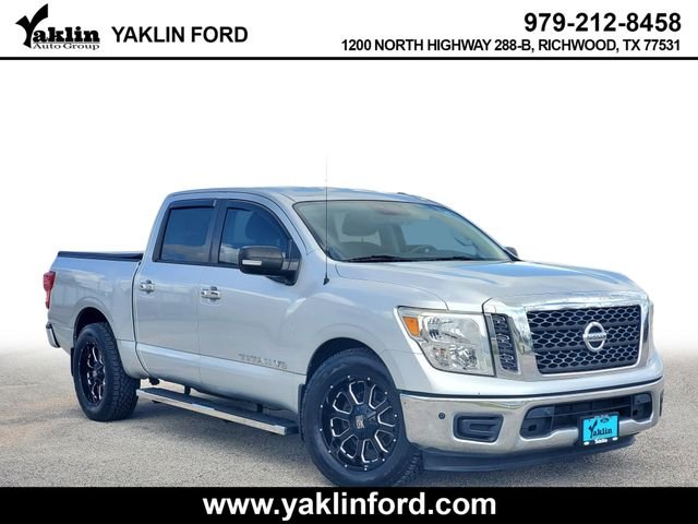 2018 Nissan Titan SV