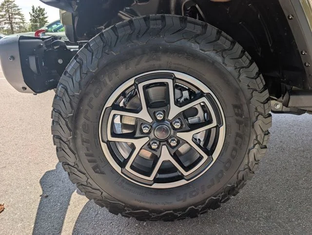 Used 2025 41 Jeep Rubicon X image 7