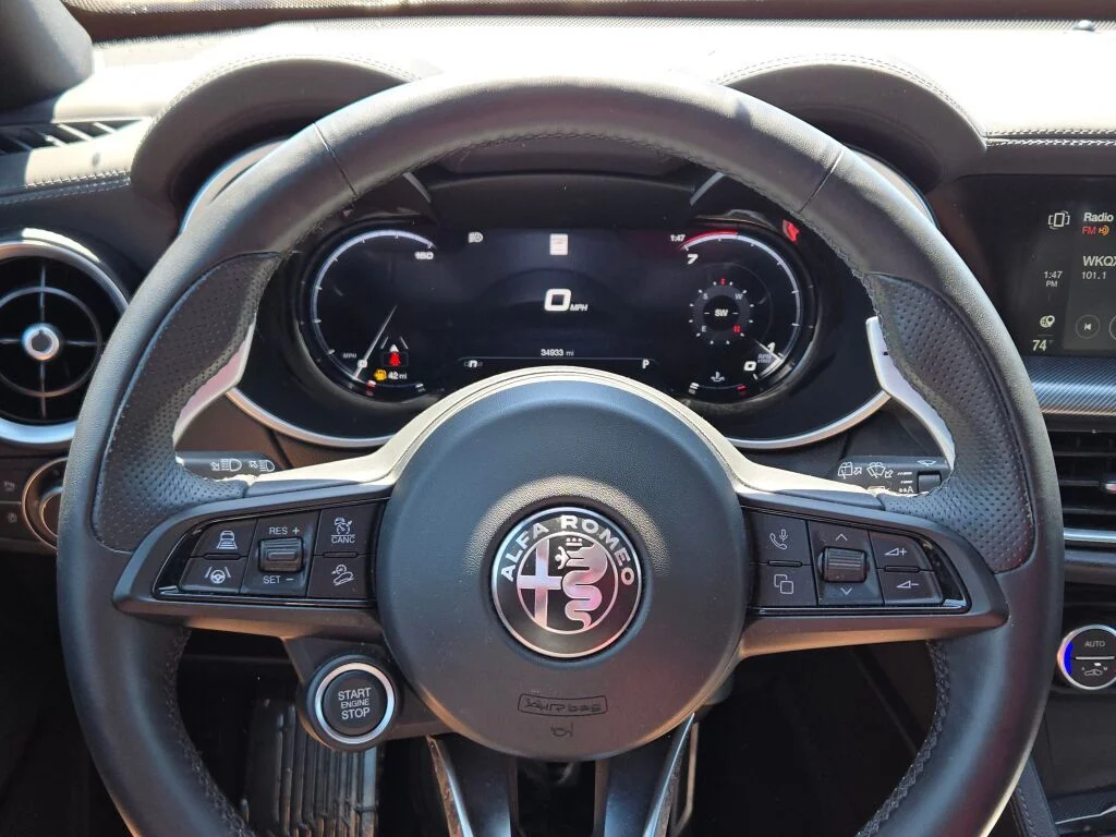 2024 Alfa Romeo Stelvio Veloce - Photo 34