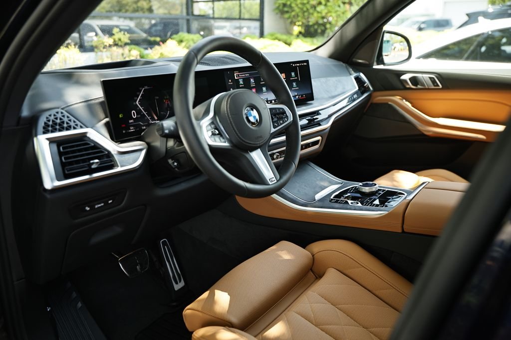 Used 2026 Tanzanite Blue II Met BMW xDrive40i image 20