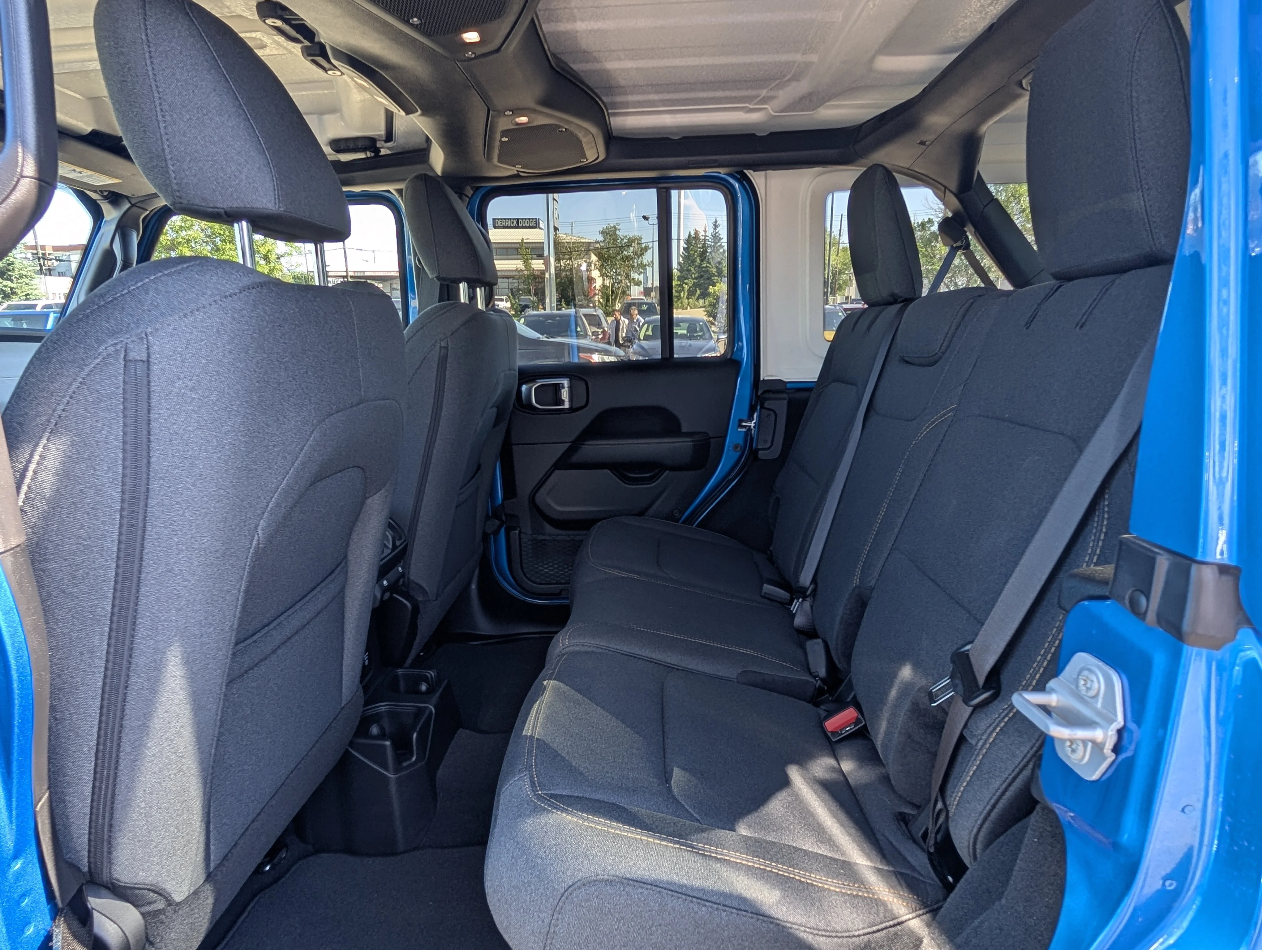New 2025 Hydro Blue Pearl Jeep Sahara image 19