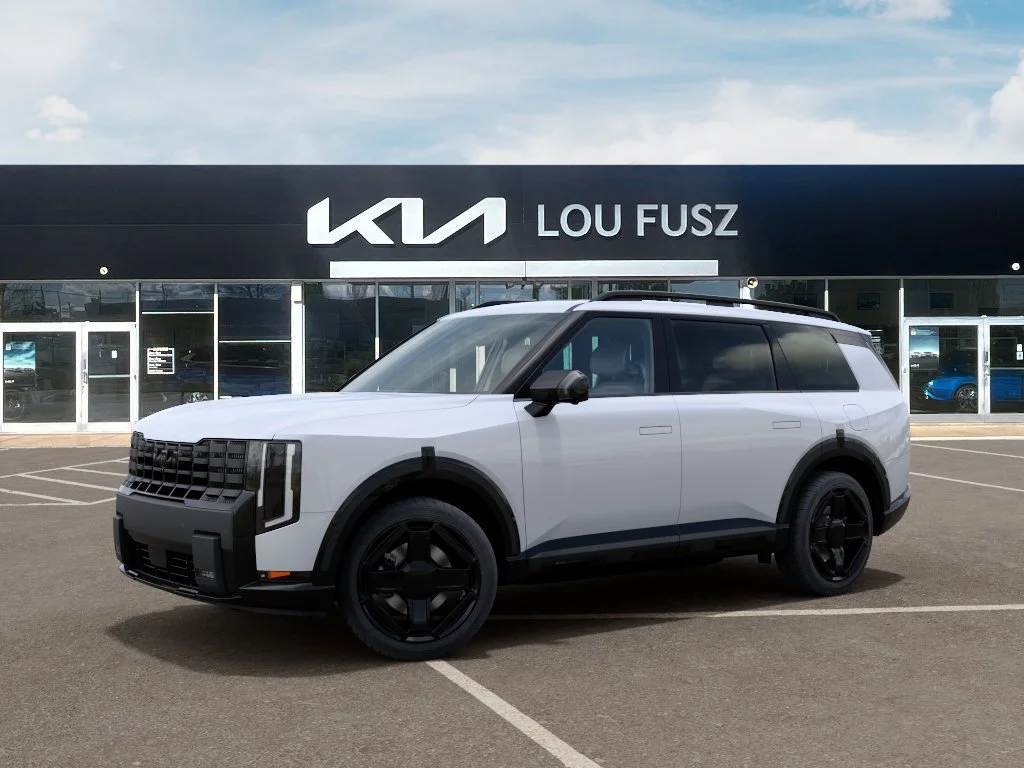 New 2027 Glacial White Pearl Kia X-LINE SX PRESTIGE image 3