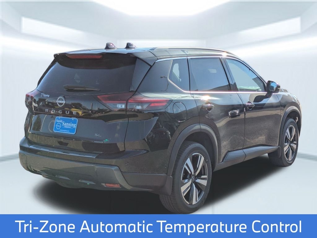 2025 Nissan Rogue SL - Photo 7