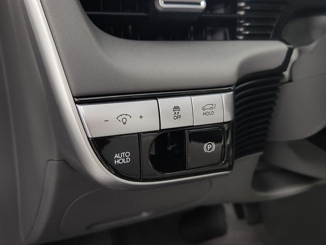 2024 Hyundai IONIQ 5 Limited - Photo 21