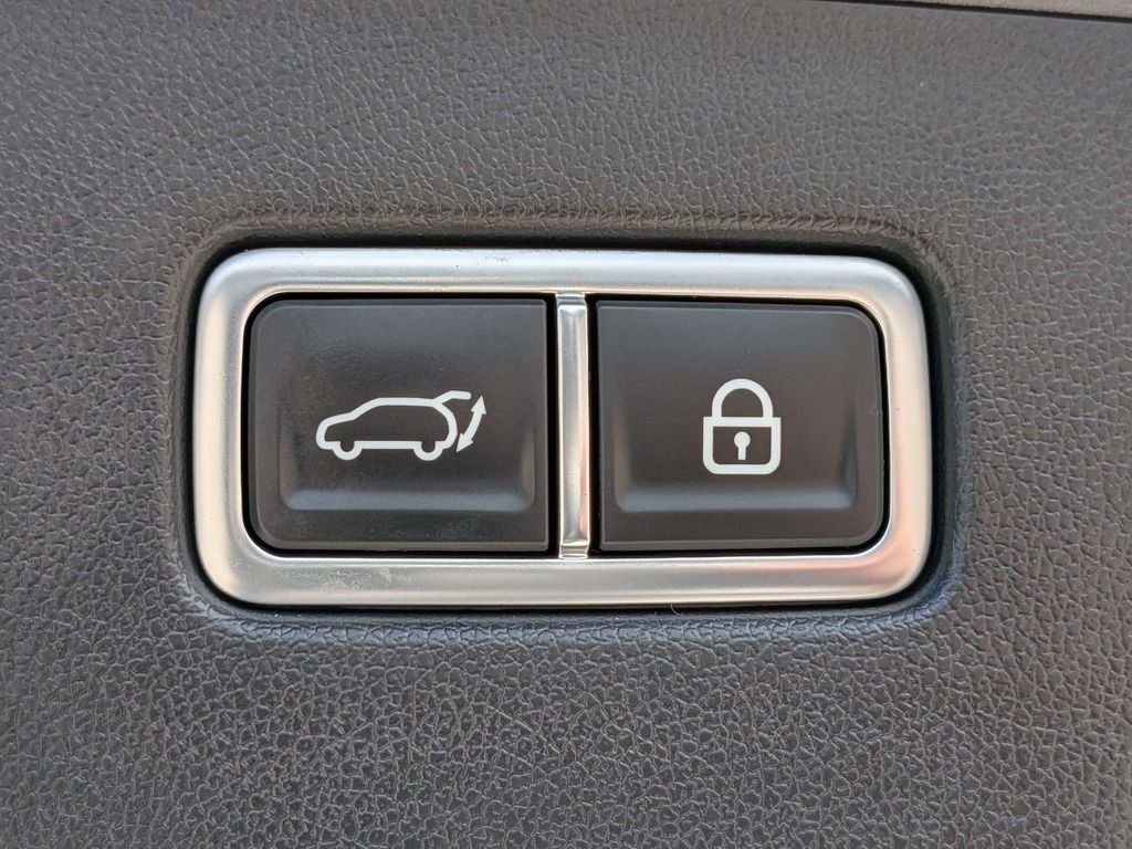 Used 2023 Gray Kia EX image 19