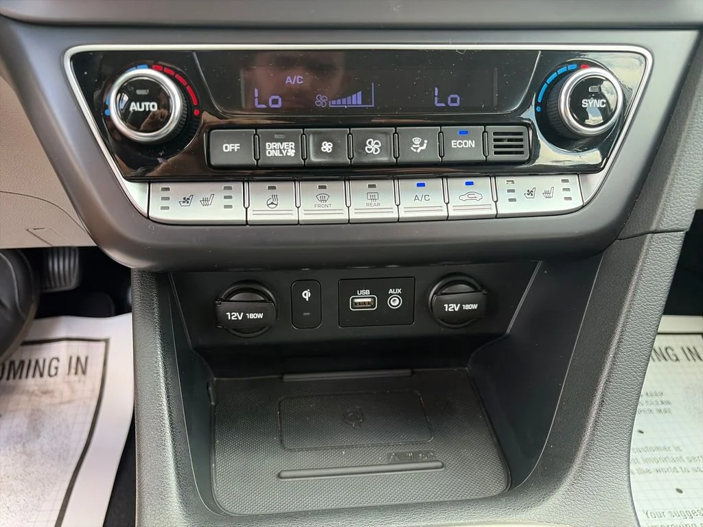 Used 2019 White Hyundai Limited image 18