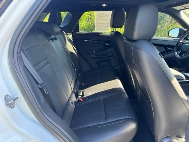Certified Used 2024 Fuji White Land Rover S image 17