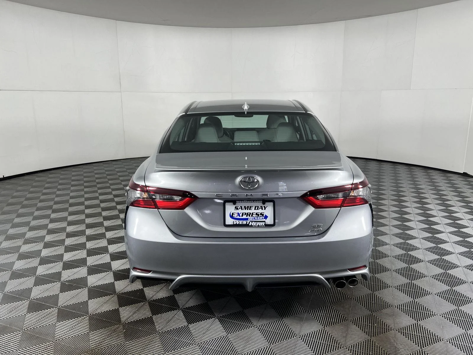 Used 2022 Celestial Silver Metallic Toyota SE image 5