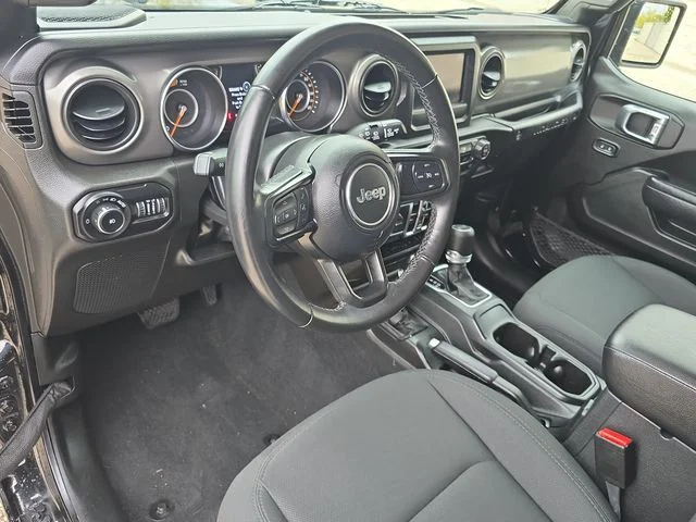 Certified Used 2022 Black Clearcoat Jeep Unlimited Sport S image 16
