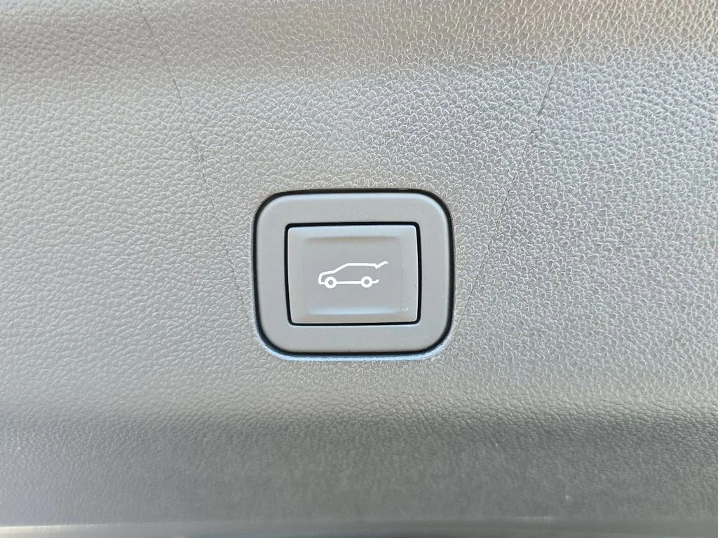New 2026 Sterling Metallic GMC Denali image 32