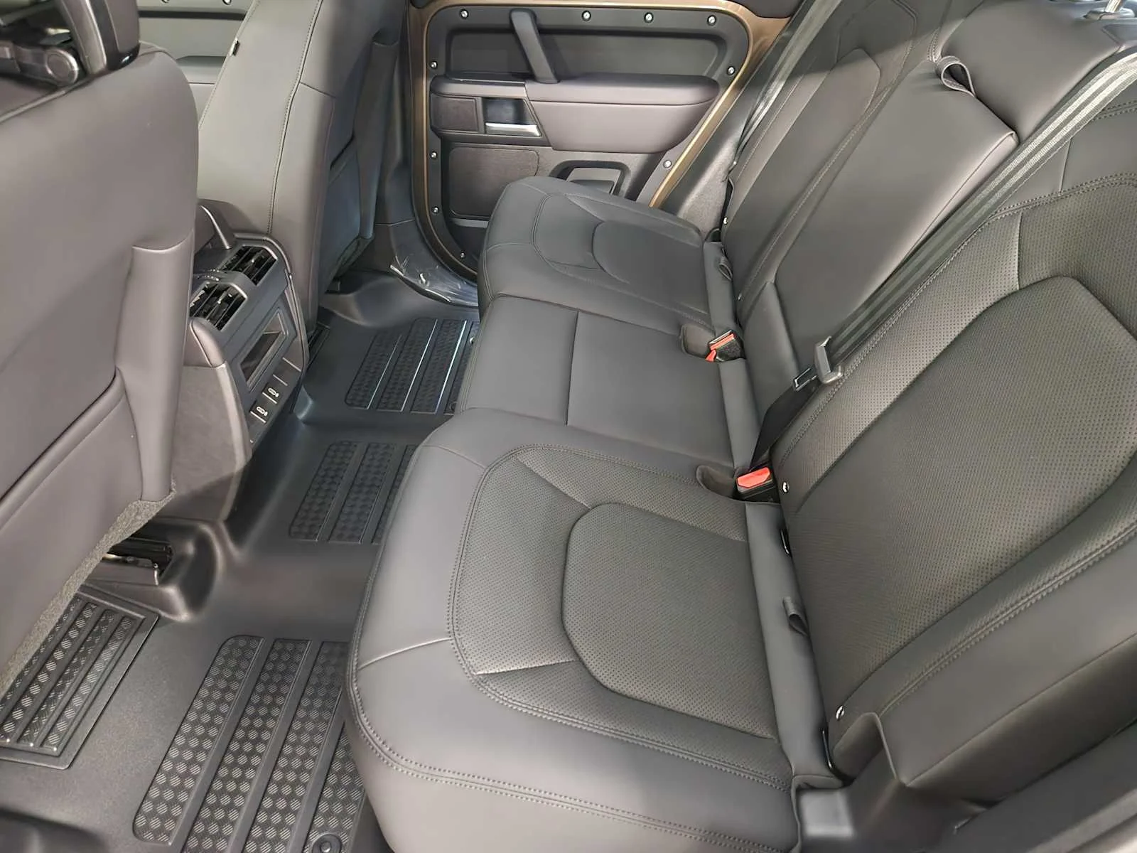 New 2026 Gondwana Stone Metallic Land Rover S image 56