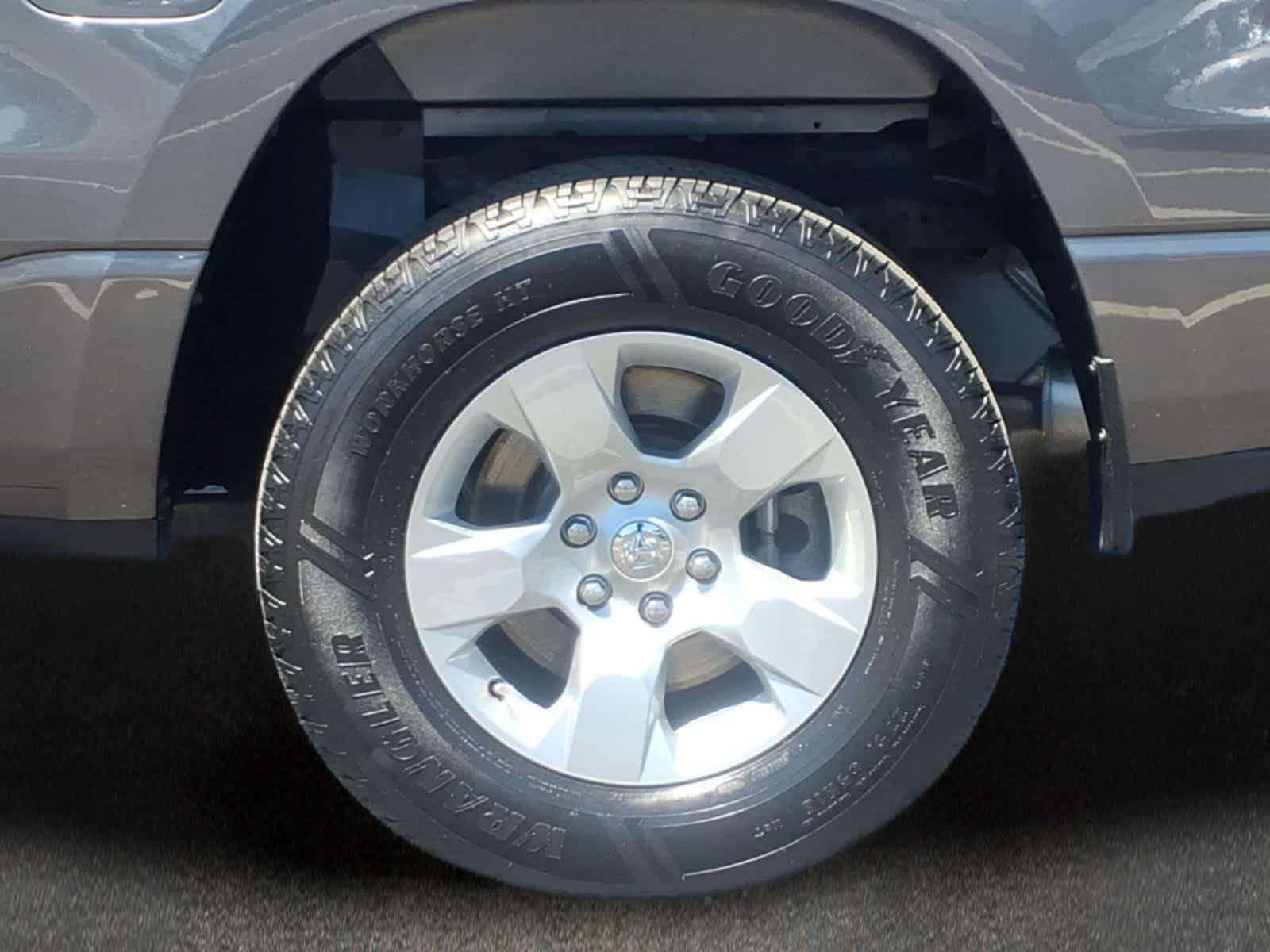 Used 2023 Granite Crystal Metallic Clearcoat Ram Big Horn image 8