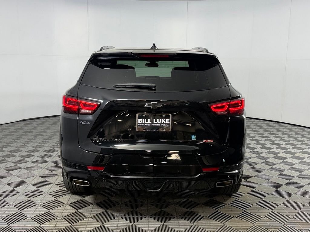 Used 2025 Black Chevrolet RS image 8