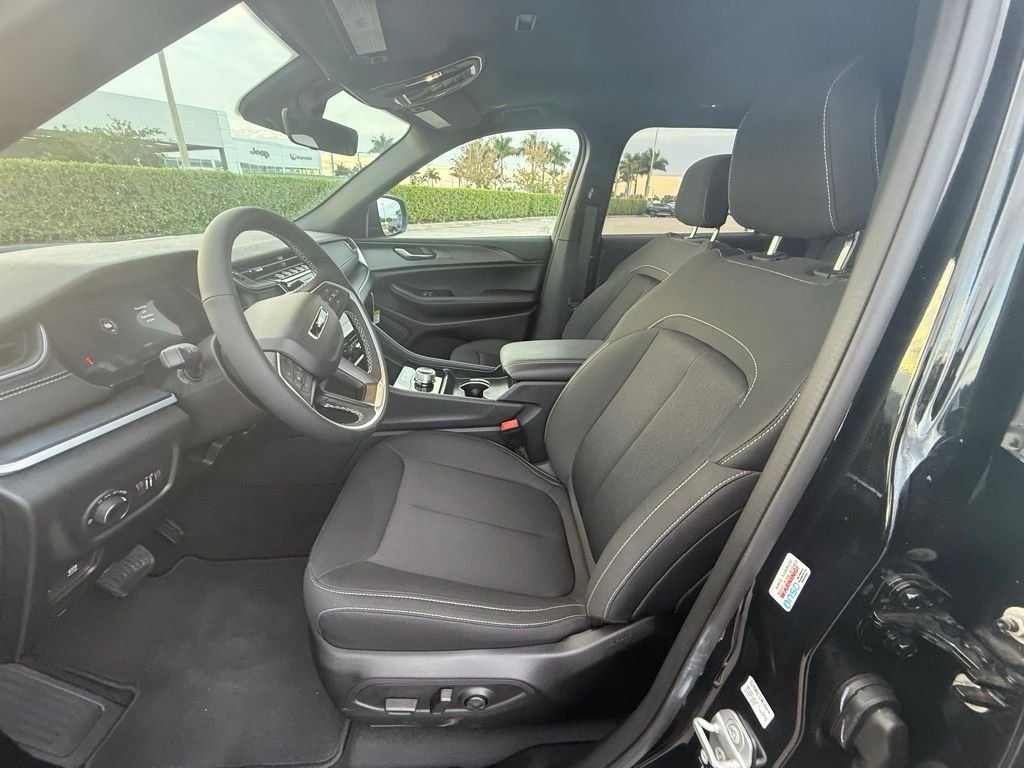 2025 Jeep Grand Cherokee L Laredo - Photo 6