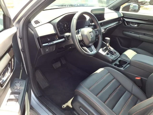 2026 Honda CR-V Sport Touring - Photo 6