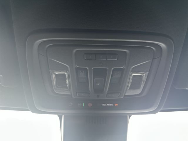 Used 2024 White GMC AT4 image 39