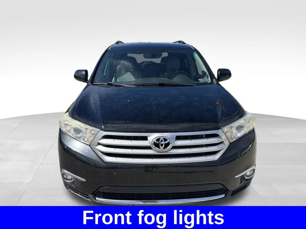 Used 2011 Black Toyota SE image 10