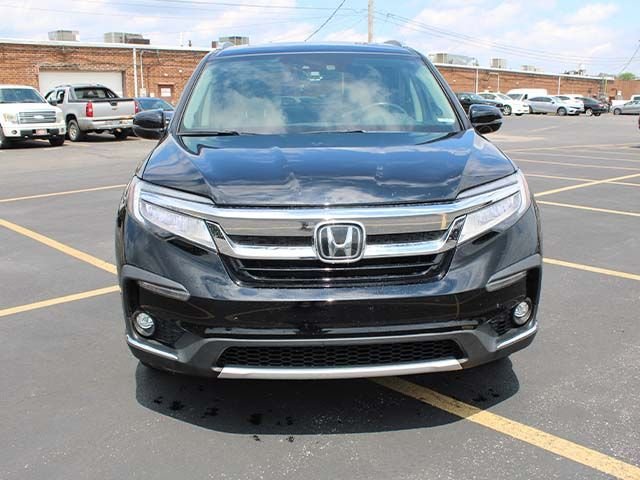 Used 2019 Crystal Black Pearl Honda Elite image 3