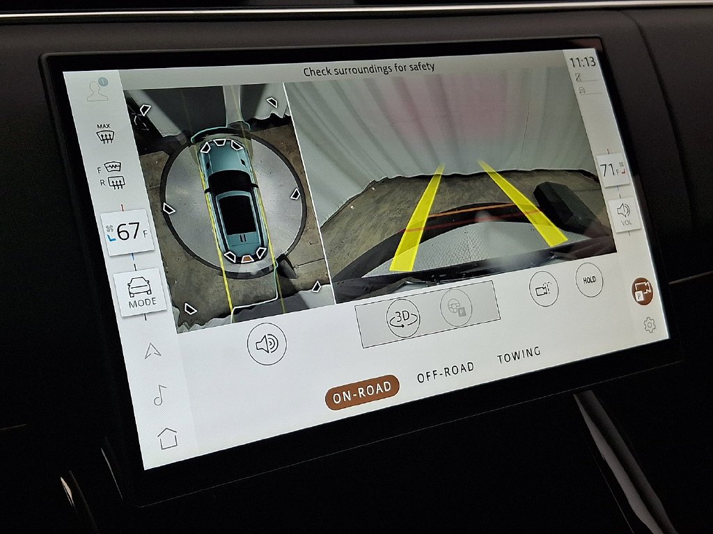 New 2027 Charente Grey Prem Met Land Rover Dynamic SE image 16