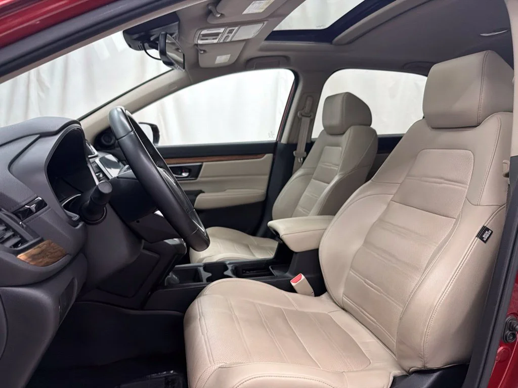 Used 2018 Red Honda EX-L image 13