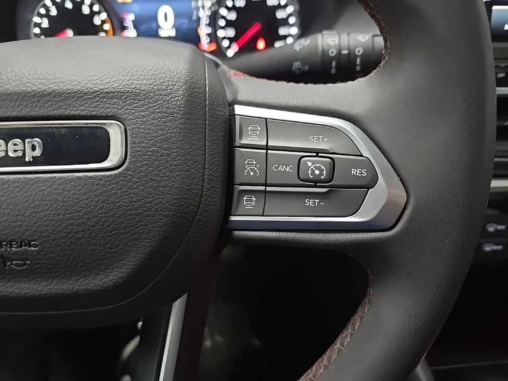 Used 2024 White Jeep Trailhawk image 22