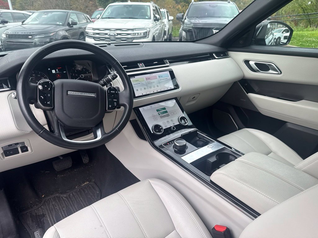 Used 2020 Blue Land Rover S image 13