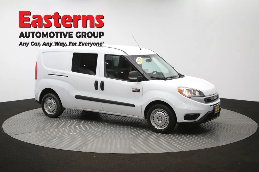 Used 2022 White Ram Base image 45