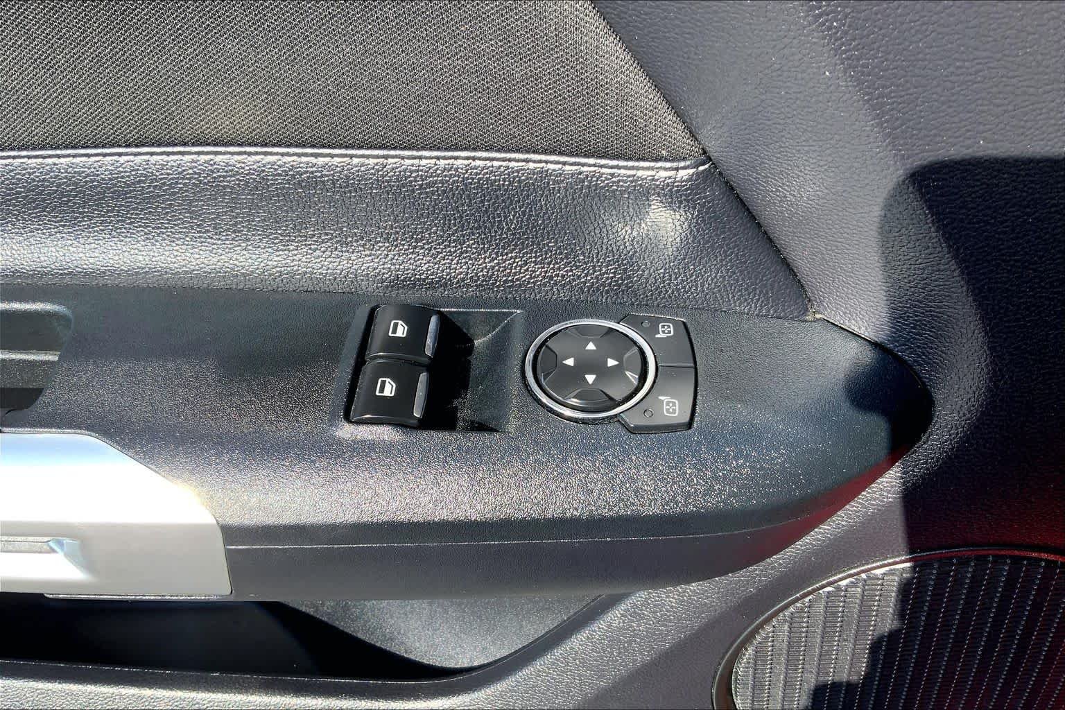 Used 2015 Race Red Ford GT image 29
