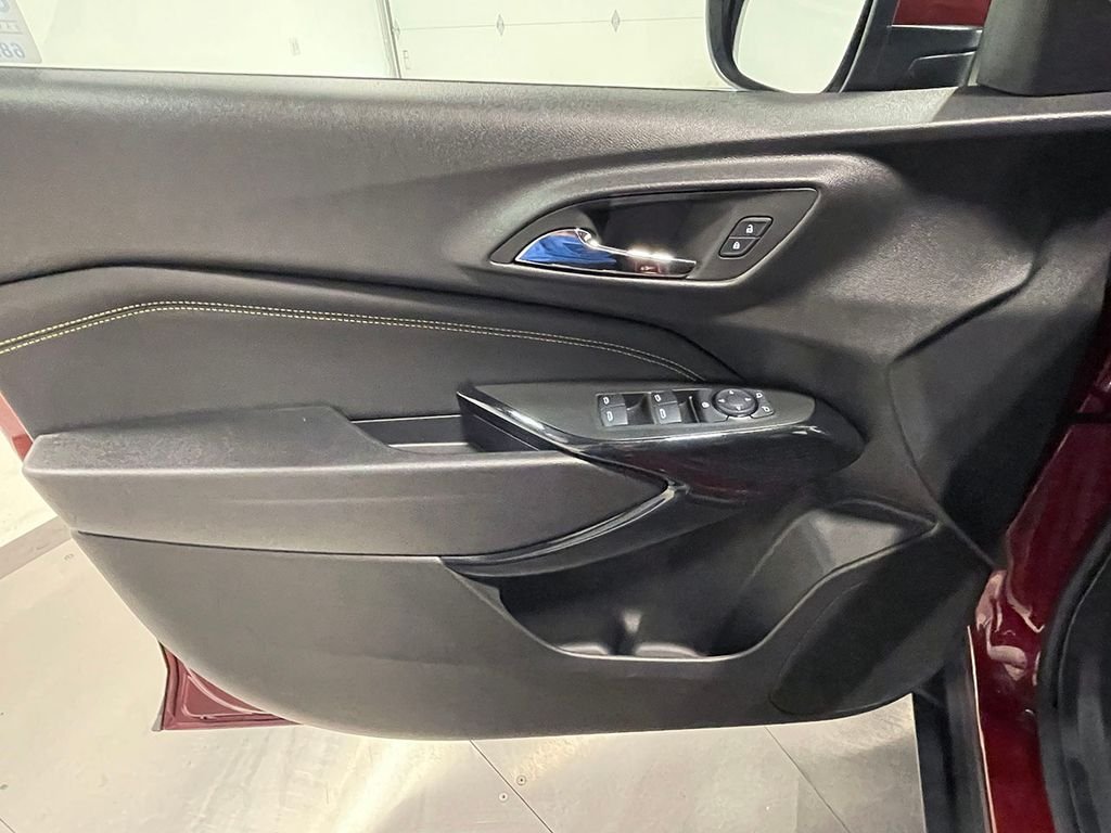Used 2025 Red Chevrolet LT image 18