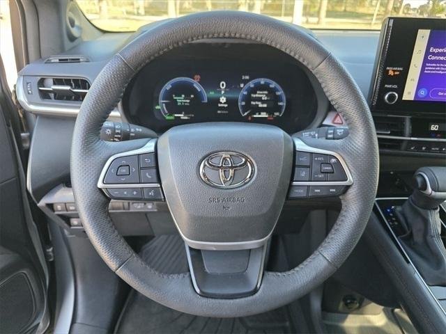 2025 Toyota Sienna Platinum - Photo 29