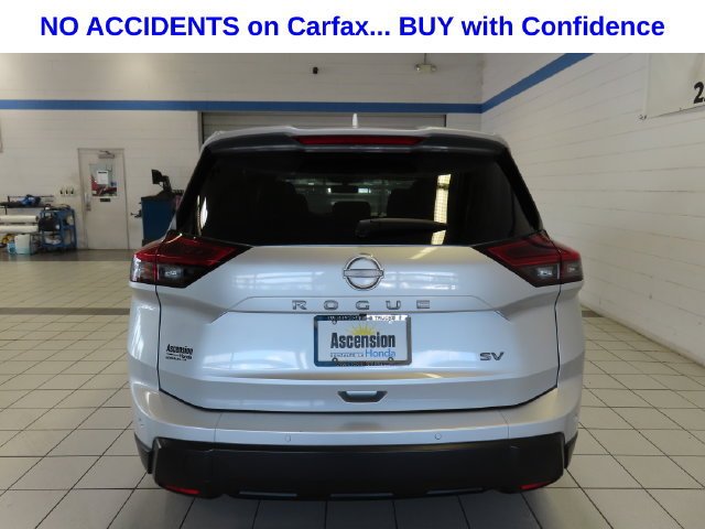 Used 2024 Brilliant Silver Metallic Nissan SV image 11
