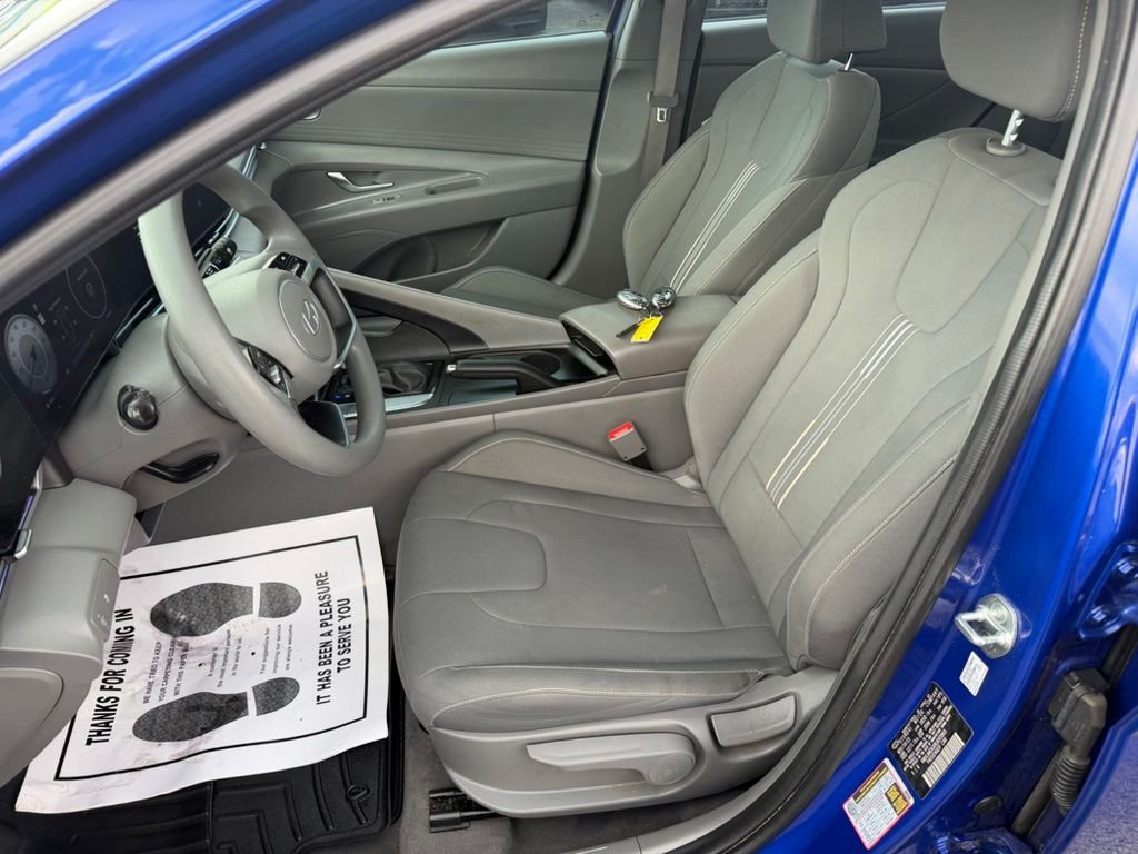 Used 2024 Intense Blue Hyundai SEL image 15