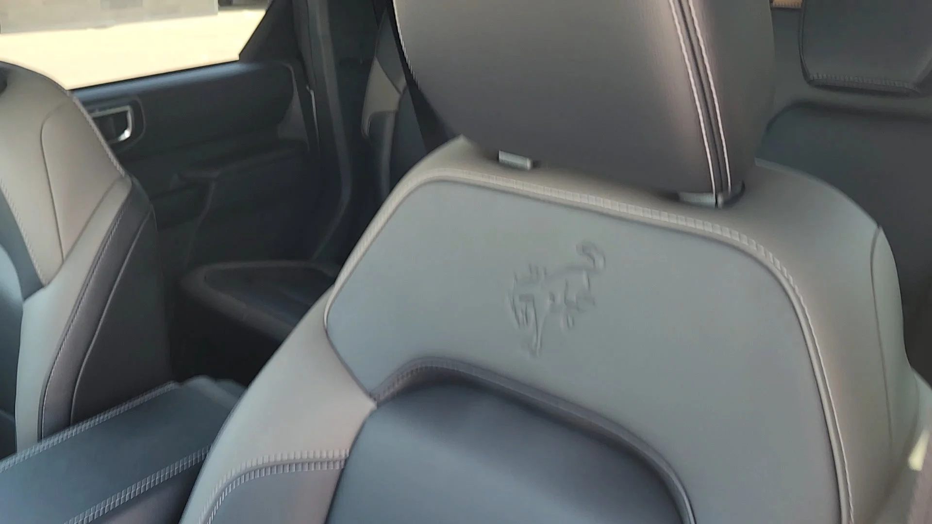 New 2026 Avalanche Gray Ford Outer Banks image 20
