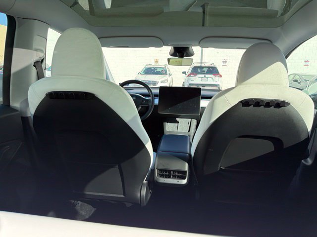 Used 2024 Stealth Gray Tesla Long Range image 12