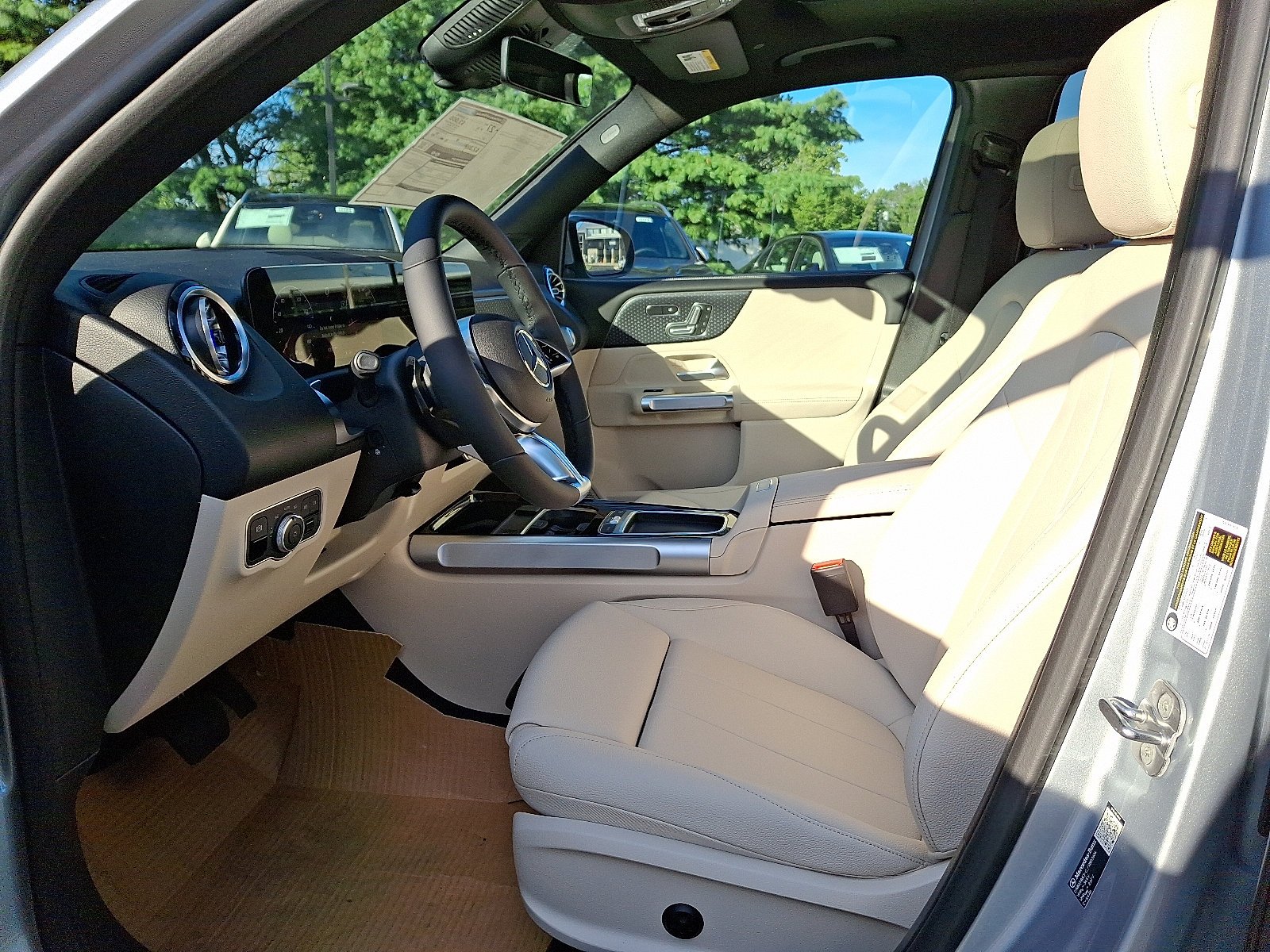 2026 Mercedes-Benz GLB GLB 250 - Photo 23