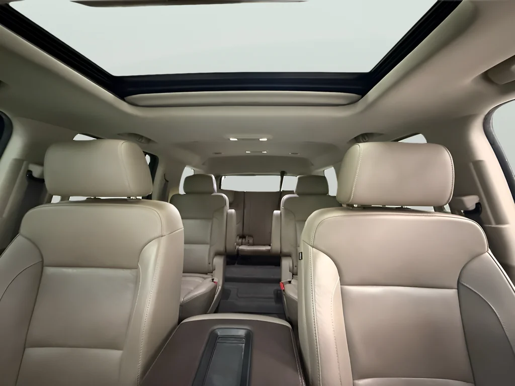 Used 2018 White Chevrolet LT image 29