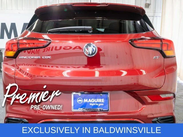 Used 2023 Red Buick Select image 6