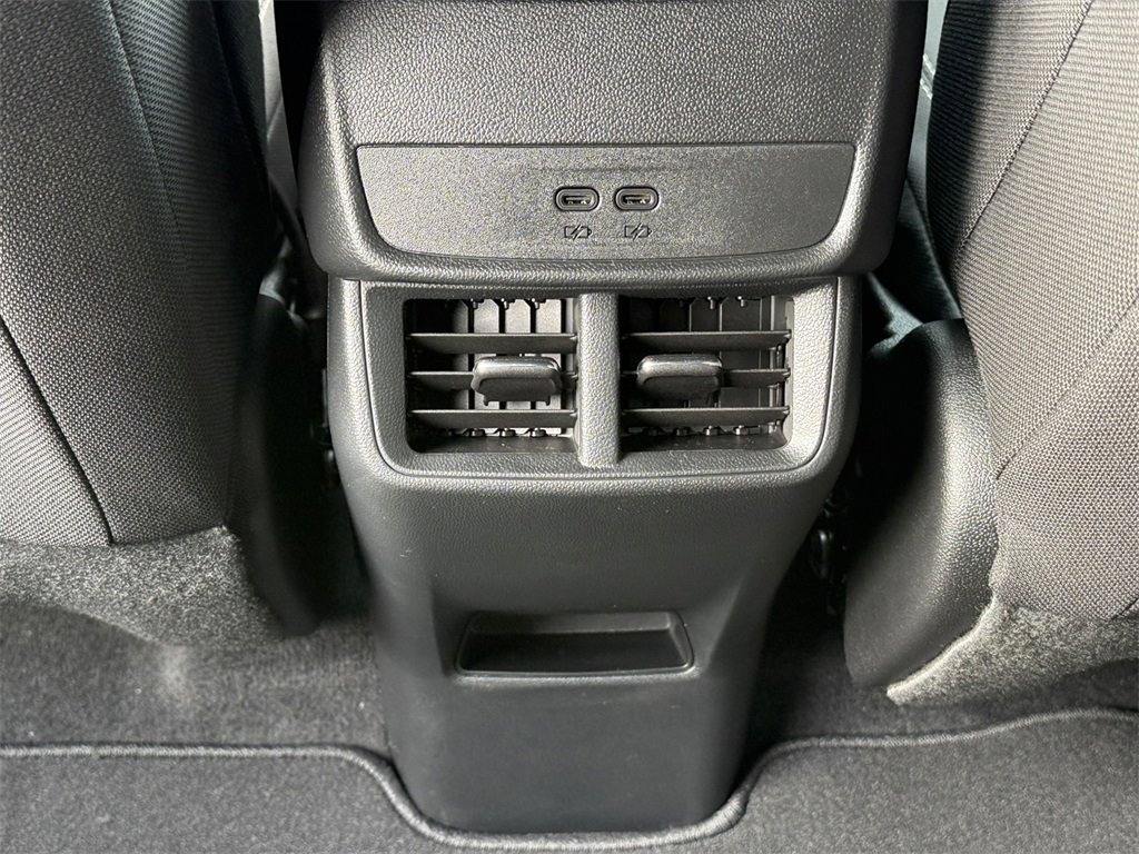 2026 GMC TERRAIN - Image 27