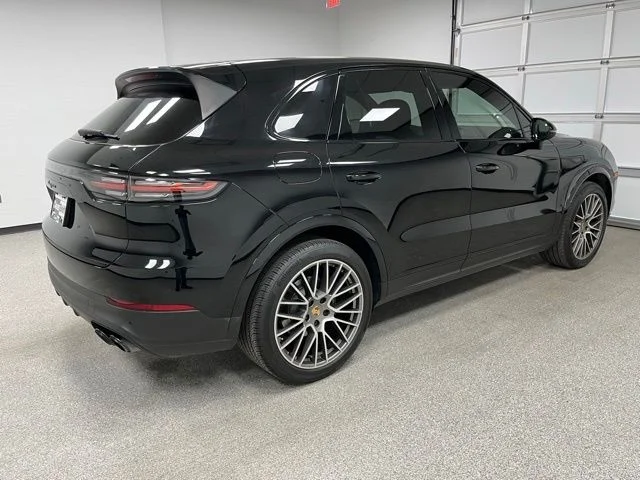 2022 Porsche Cayenne Platinum Edition - Photo 9