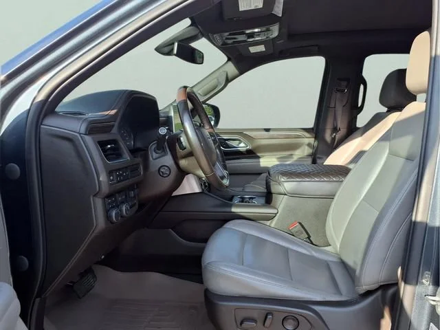 Used 2021 SHADOW GRAY METALLIC Chevrolet Z71 image 19