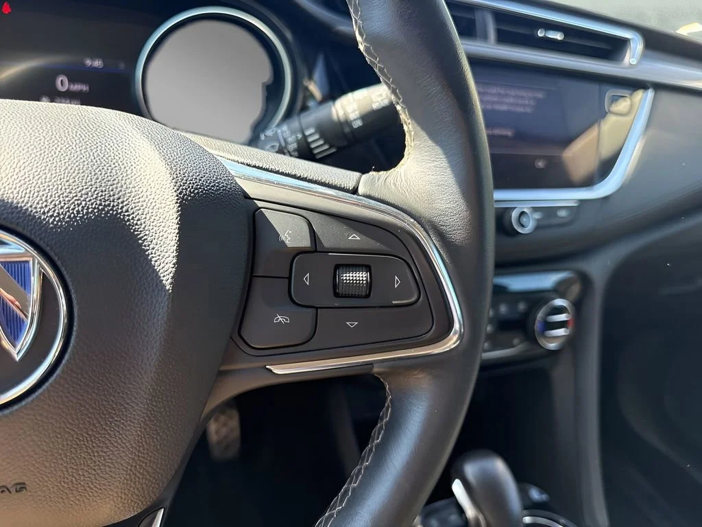 Used 2023 Cinnabar Metallic Buick Select image 15