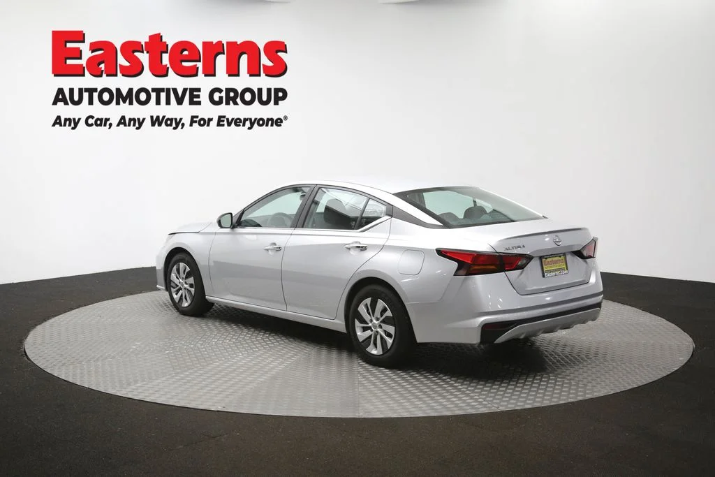 Used 2024 Silver Nissan 2.5 S image 63