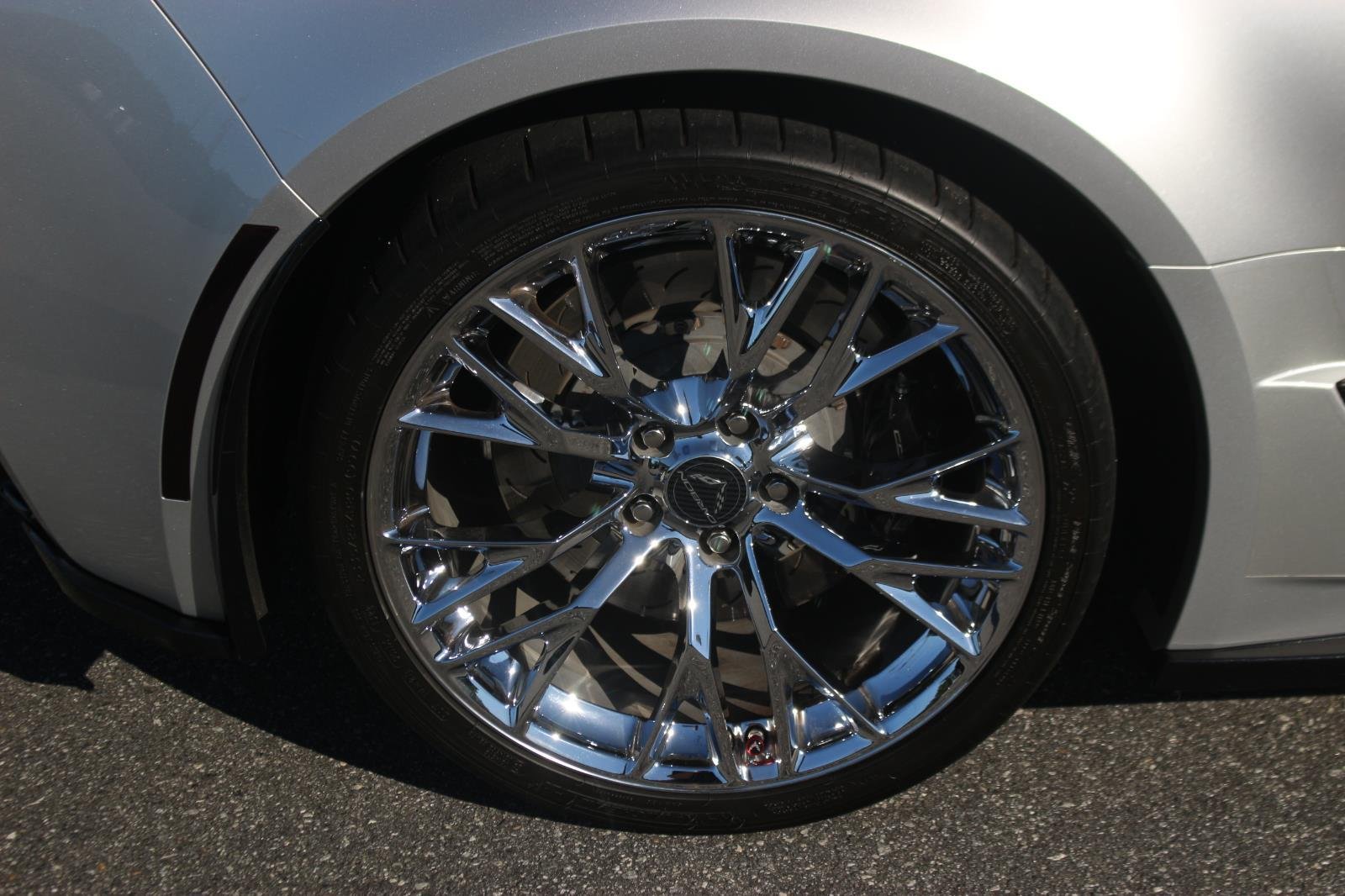 Used 2019 BLADE SILVER METALLIC Chevrolet Z06 2LZ image 37