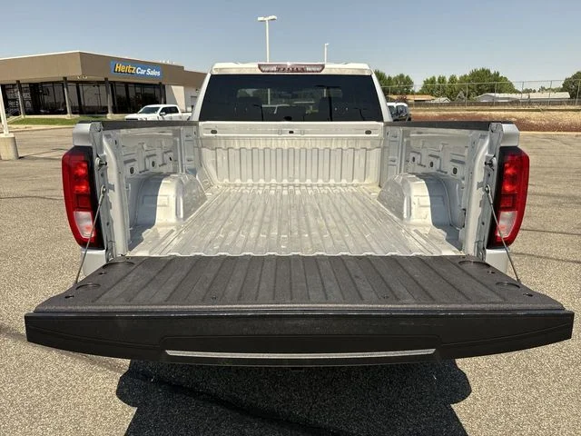 Used 2020 Silver GMC SLE image 22