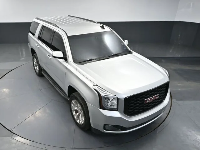 Used 2020 Silver GMC SLE image 55